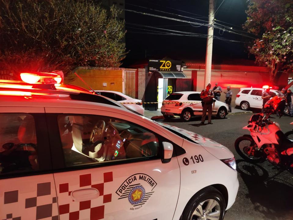 Foto 9 de 9 — Morre comerciante baleado em assalto no Centro de Araraquara